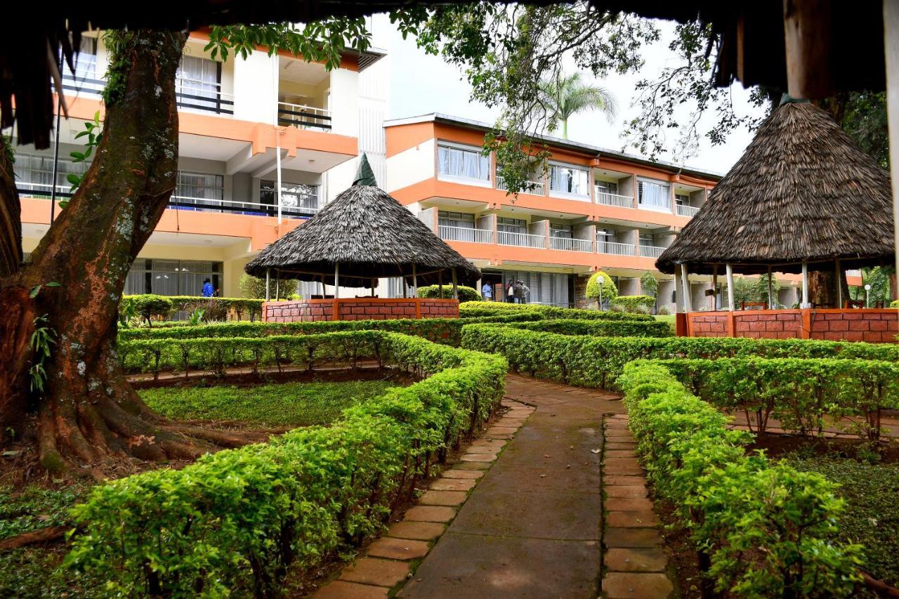 Golf Hotel Kakamega Екстериор снимка