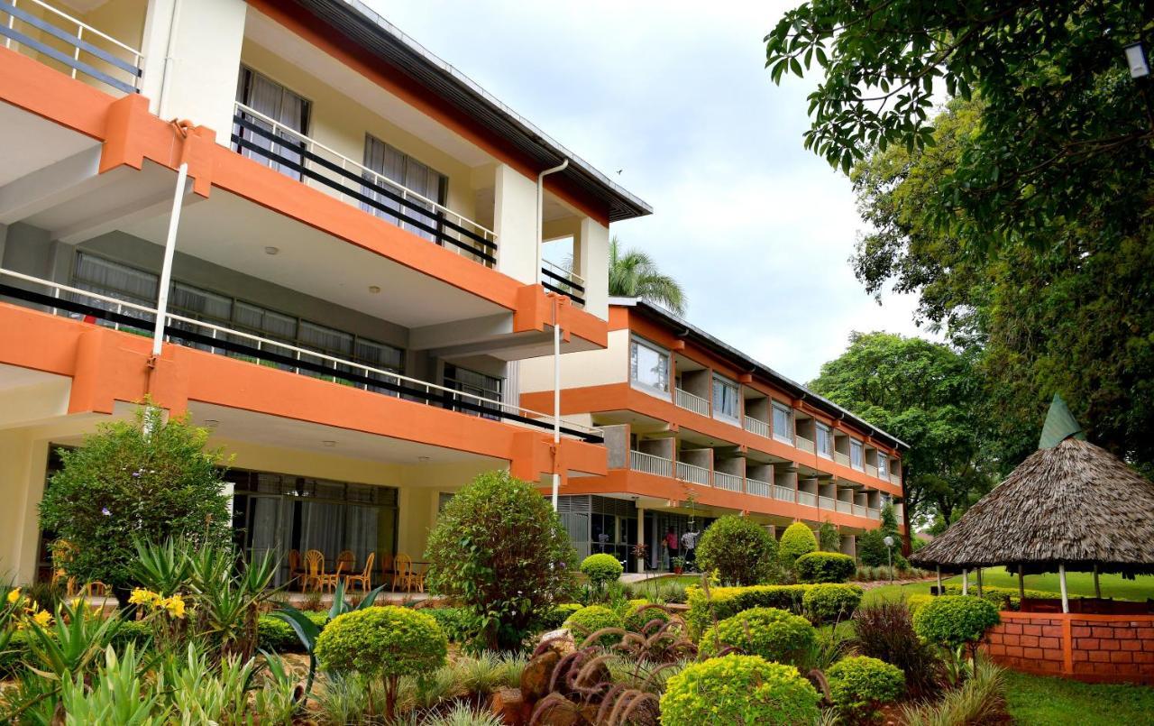 Golf Hotel Kakamega Екстериор снимка