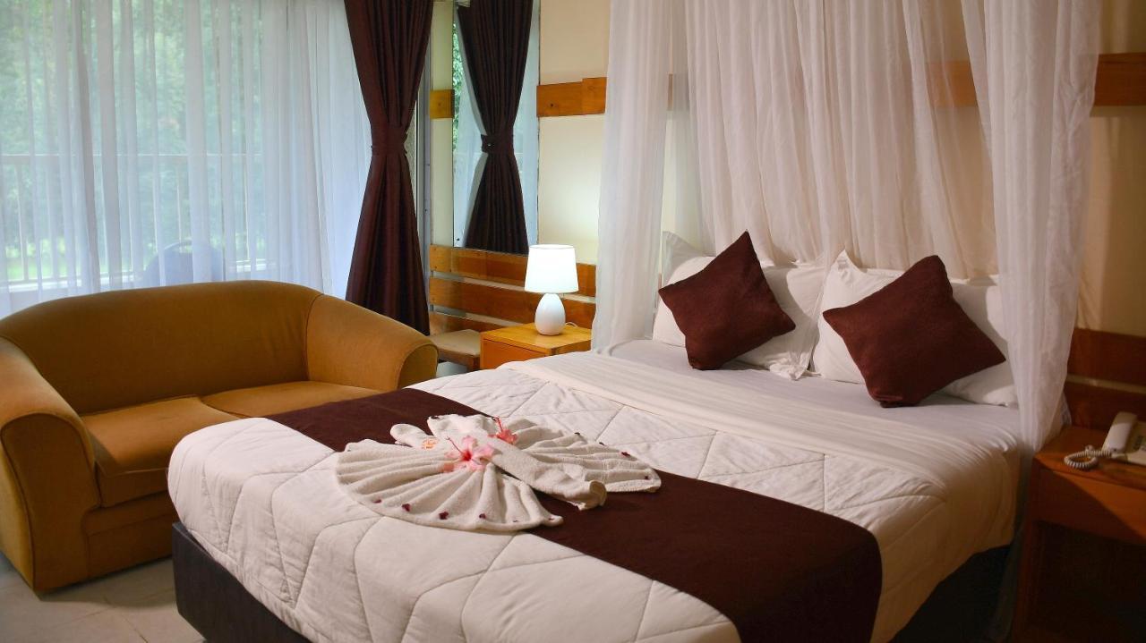 Golf Hotel Kakamega Екстериор снимка