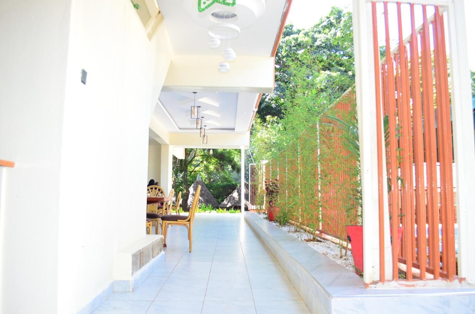 Golf Hotel Kakamega Екстериор снимка