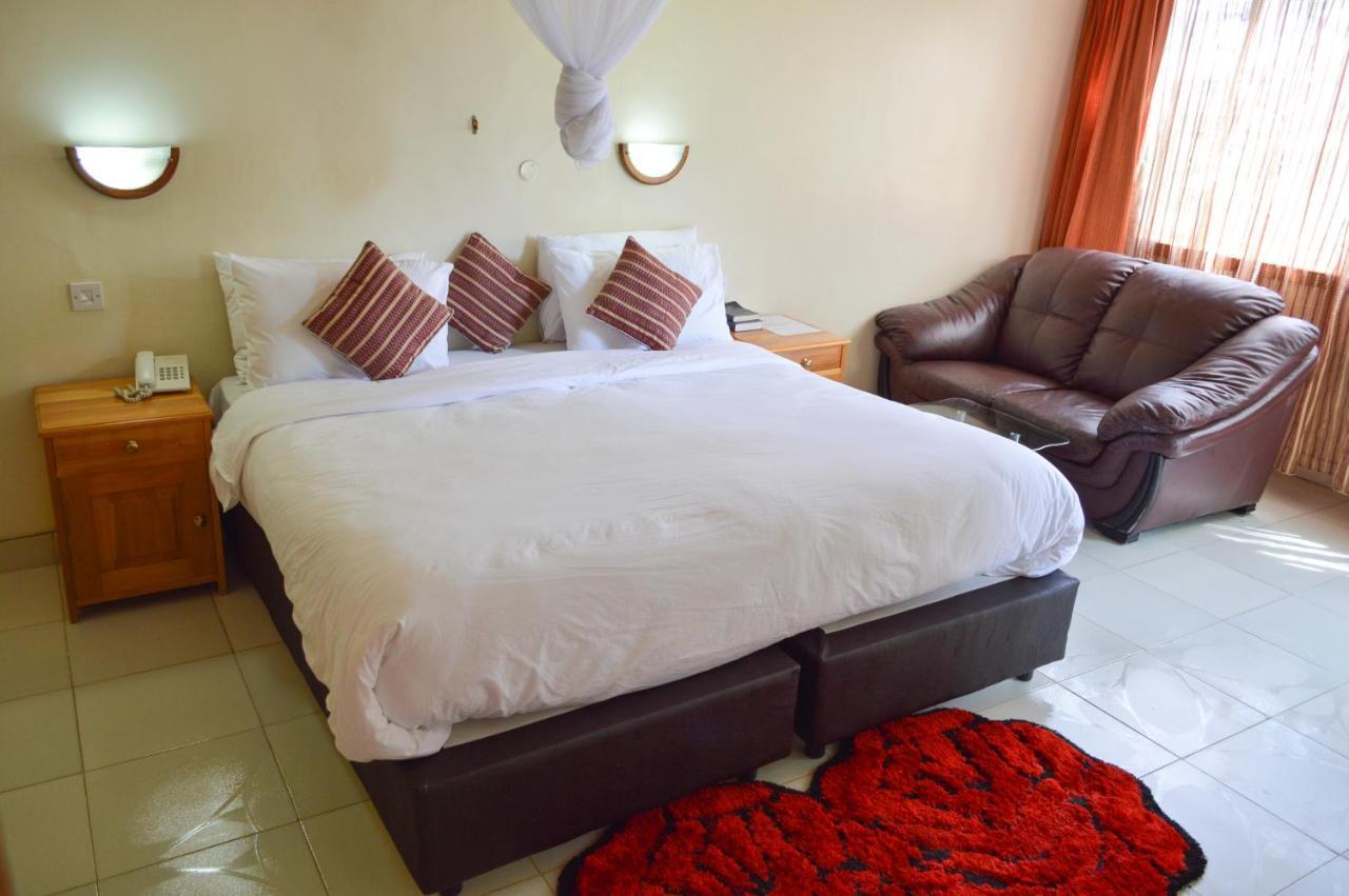 Golf Hotel Kakamega Екстериор снимка