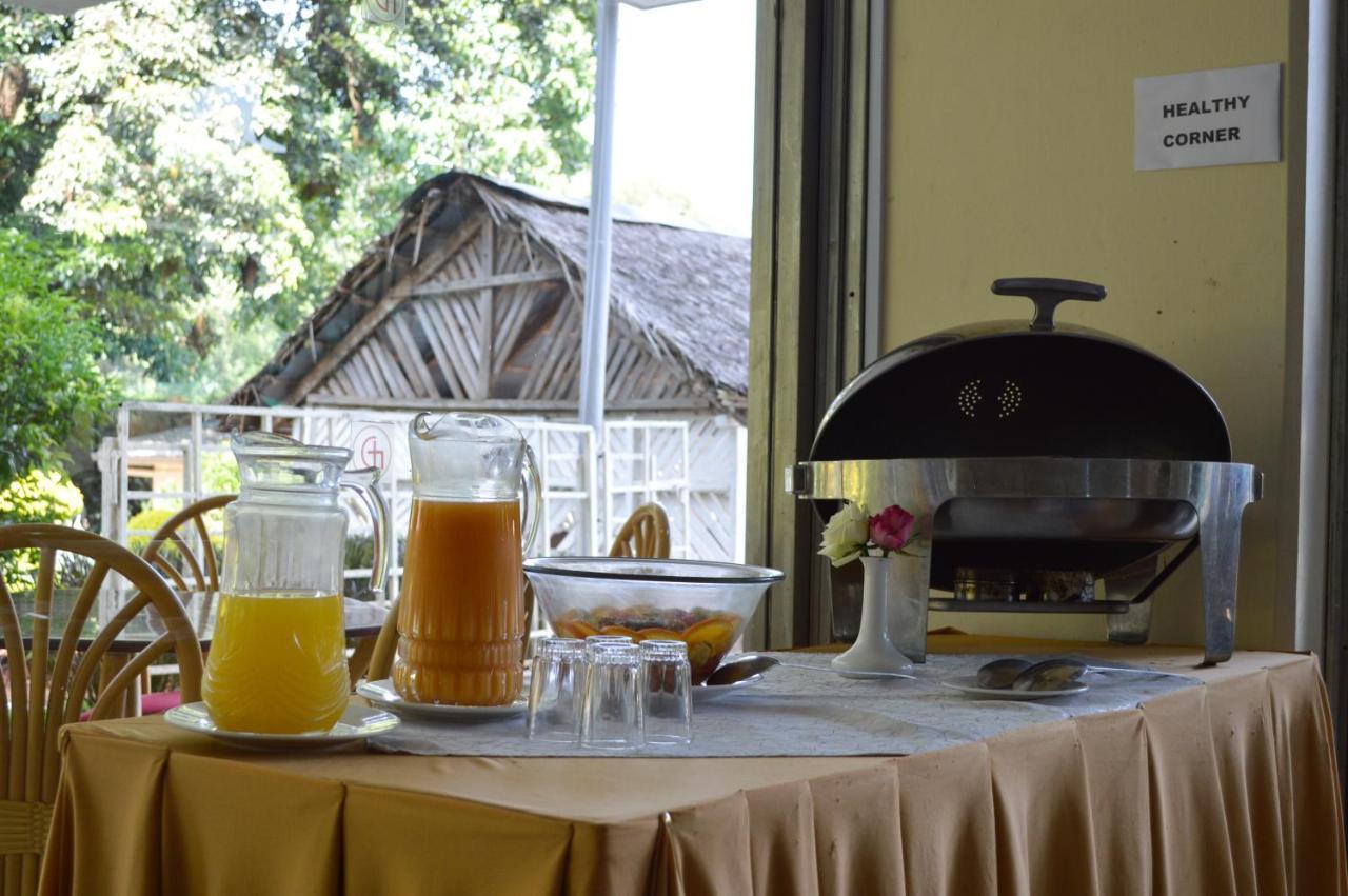 Golf Hotel Kakamega Екстериор снимка